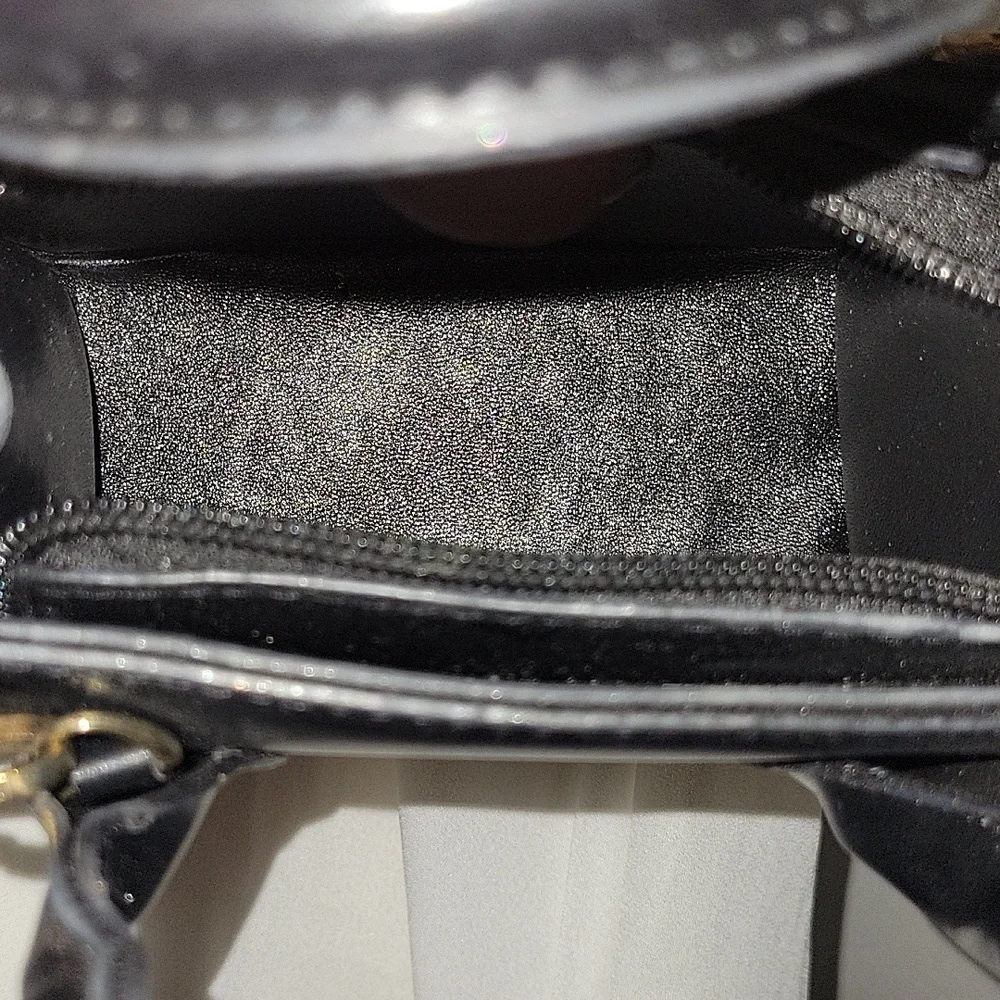 Tiny black crossbody purse - Picture 6 of 8